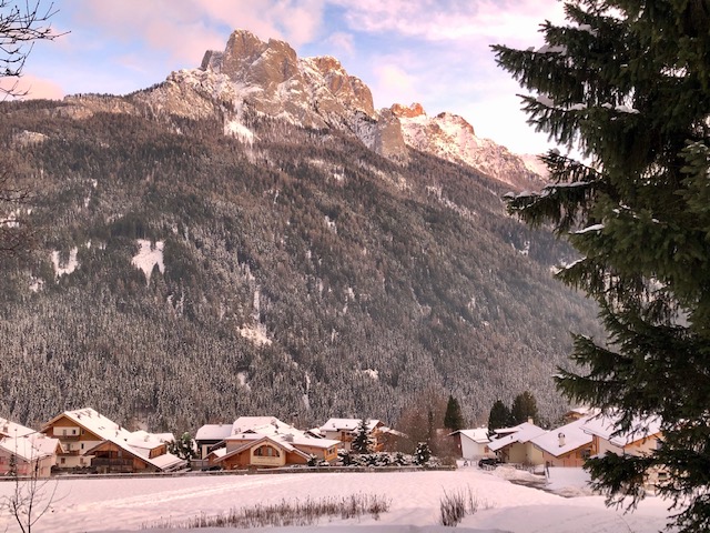 gory w vigo di fassa dolomity we wloszech
